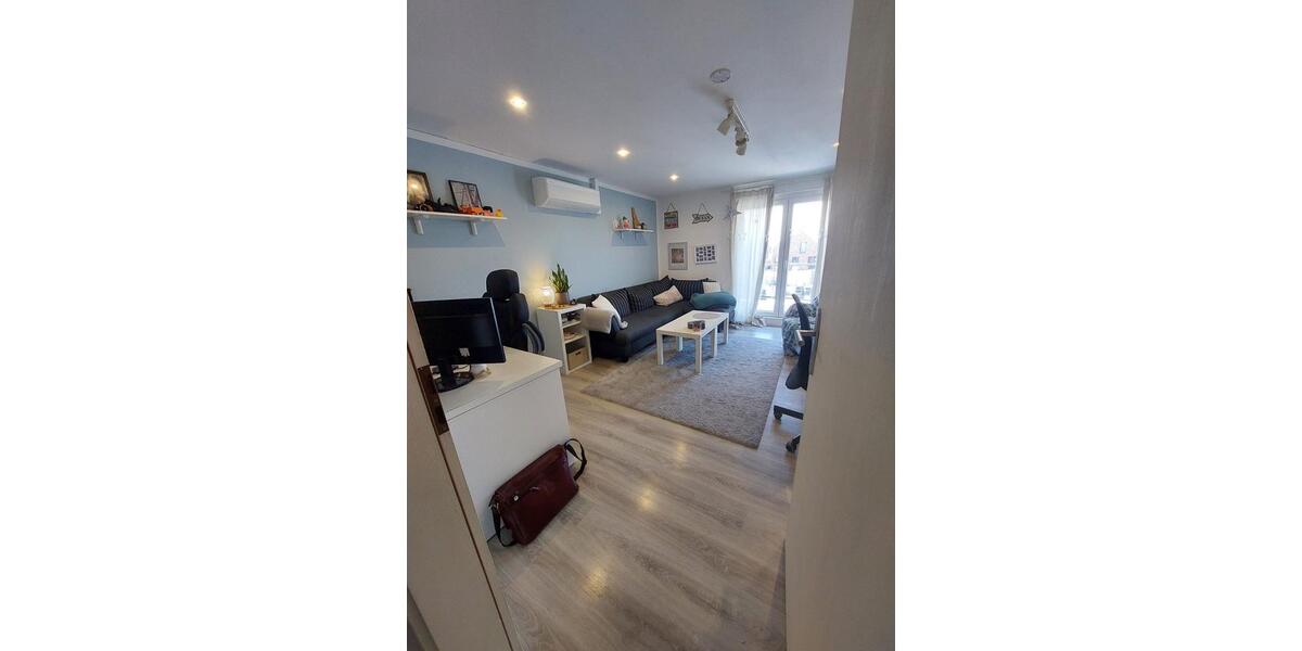 Reihenhaus Hünxe - 6.5 Zimmer, 250 m&sup2;, 2.200&euro; | Angebot:25129233