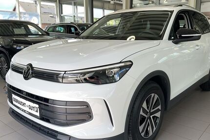 VW Tiguan 13.300 km 33.450 &euro; Hünxe 46569