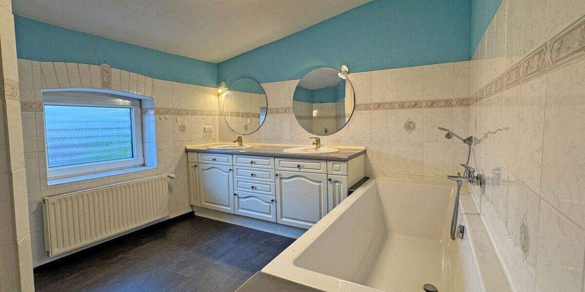 Etagenwohnung Wesel Schepersfeld - 3 Zimmer, 96 m&sup2;, 129.900&euro; | Angebot:25799164