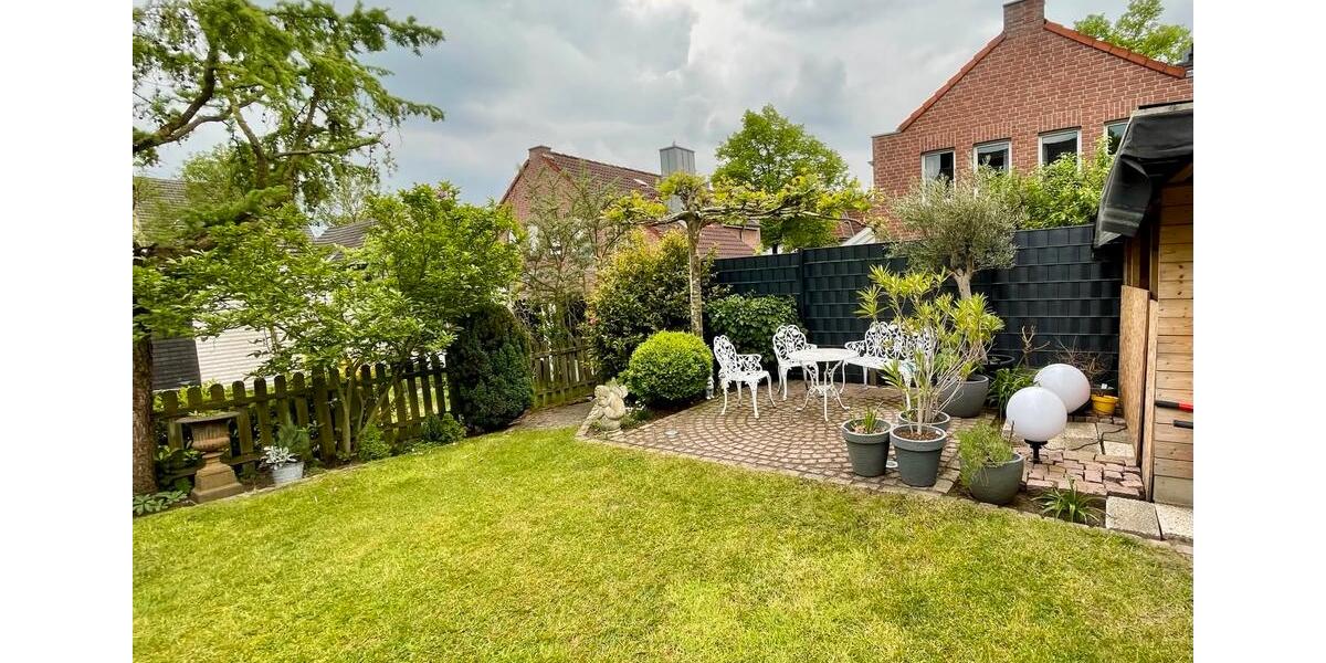 Reihenhaus Bocholt Stenern - 6.5 Zimmer, 200 m&sup2;, 440.000&euro; | Angebot:26429372