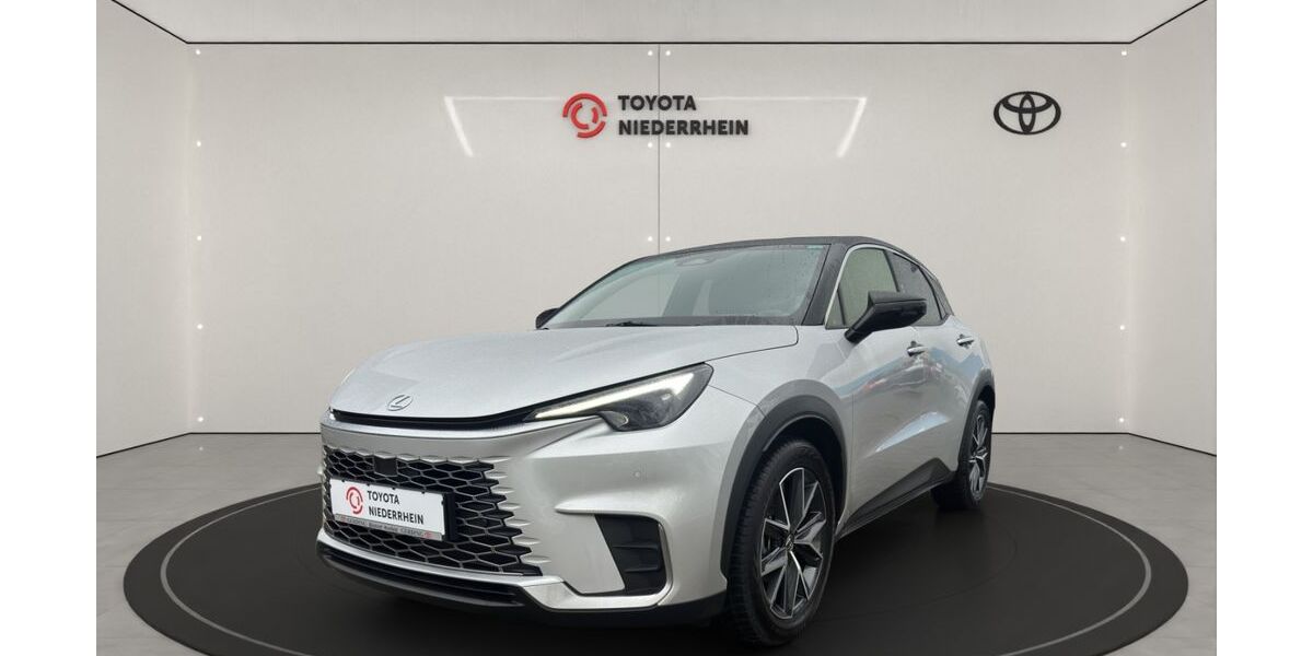 Lexus LBX 13.100 km 31.585 &euro; Bocholt 46395