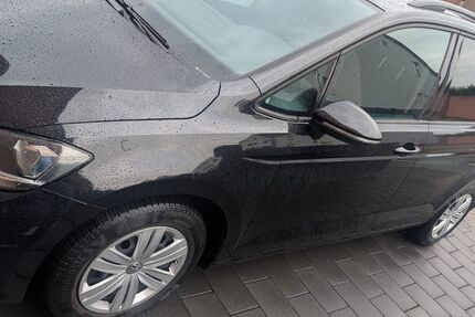 VW Touran 115.000 km 13.999 &euro; Wesel 46485