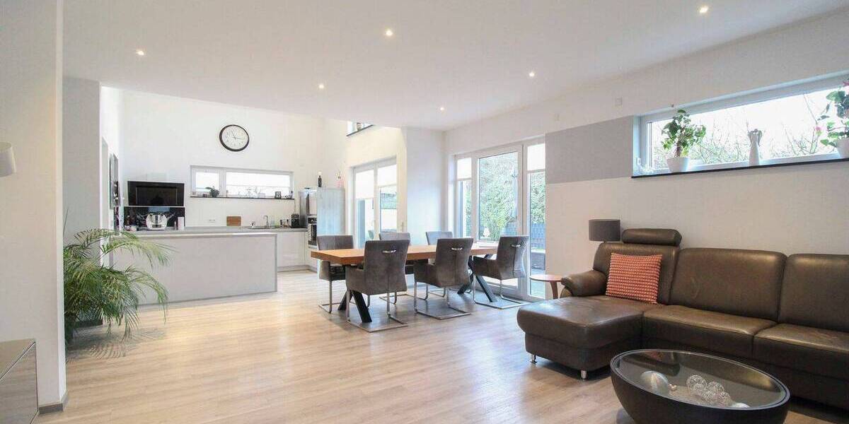 Einfamilienhaus Rees - 6 Zimmer, 178 m&sup2;, 690.000&euro; | Angebot:25958605