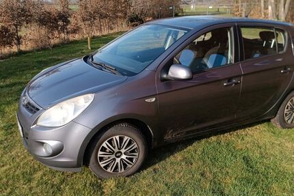 Hyundai i20 231.000 km 2.200 &euro; Vreden 48691