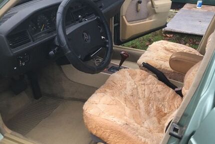 Mercedes-Benz 190 535.567 km 2.500 &euro; Emmerich 46446