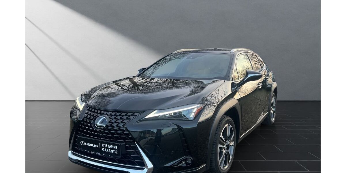 Lexus UX 20.720 km 36.490 &euro; Wesel 46485