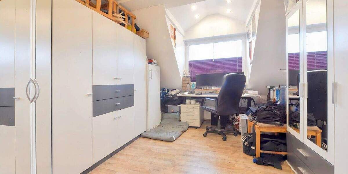 Etagenwohnung Xanten - 5 Zimmer, 122 m&sup2;, 360.000&euro; | Angebot:25675598