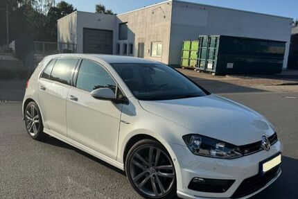 VW Golf 110.000 km 9.900 &euro; Bocholt 46395