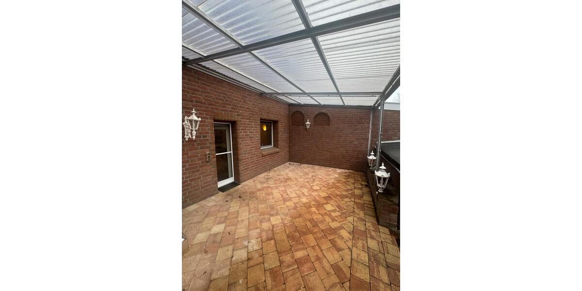 Reihenhaus Emmerich am Rhein - 6 Zimmer, 110 m&sup2;, 260.000&euro; | Angebot:23829174