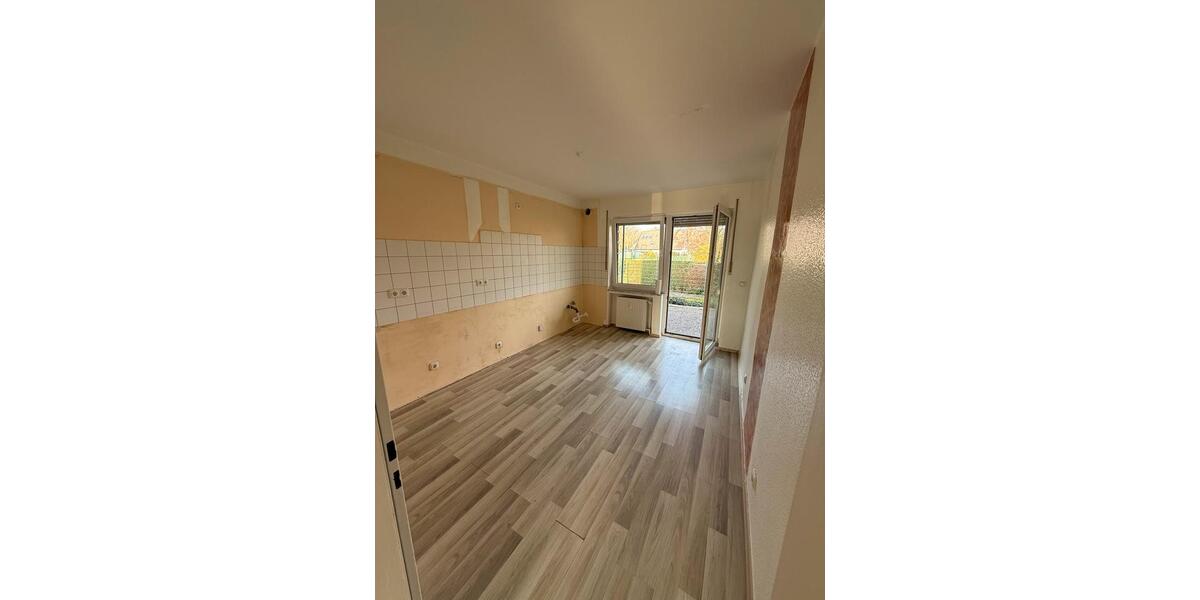 Erdgeschoßwohnung Wesel - 1 Zimmer, 107 m&sup2;, 1.500&euro; | Angebot:24831848