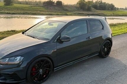 VW Golf 9.740 km 30.800 &euro; Emmerich 46456