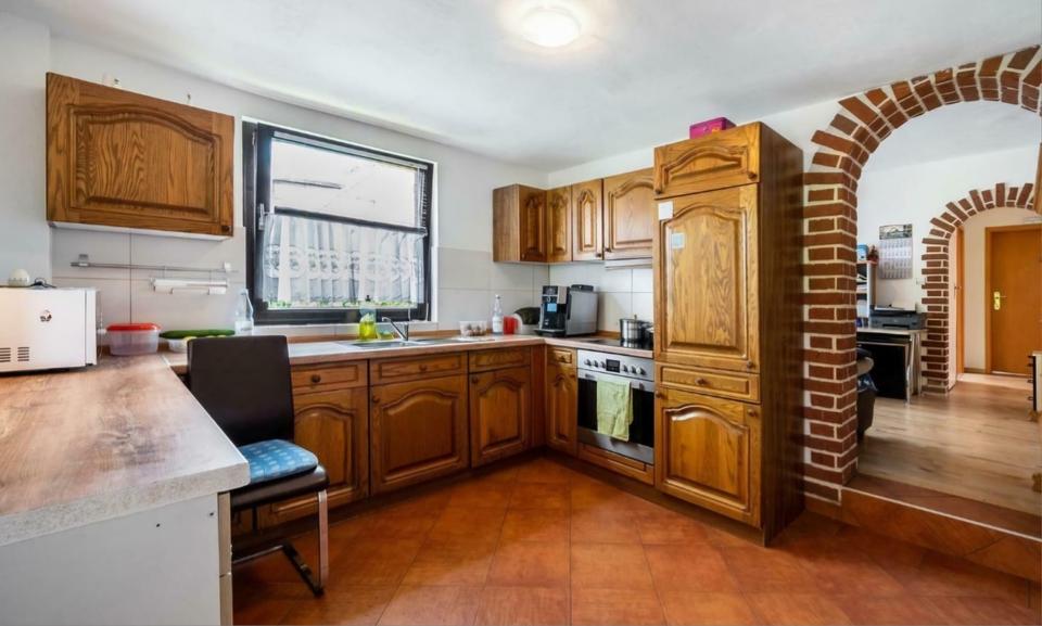 Einfamilienhaus Rees - 8 Zimmer, 208 m&sup2;, 365.000&euro; | Angebot:25171424