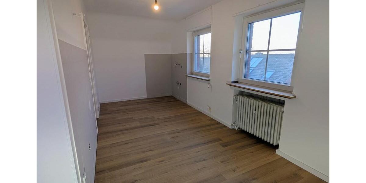 Dachgeschoßwohnung Wesel Bislich - 3 Zimmer, 72 m&sup2;, 116.000&euro; | Angebot:25649505