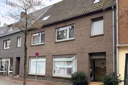 Haus Emmerich am Rhein - 8 Zimmer, 260 m&sup2;, 359.000&euro; | Angebot:25717180