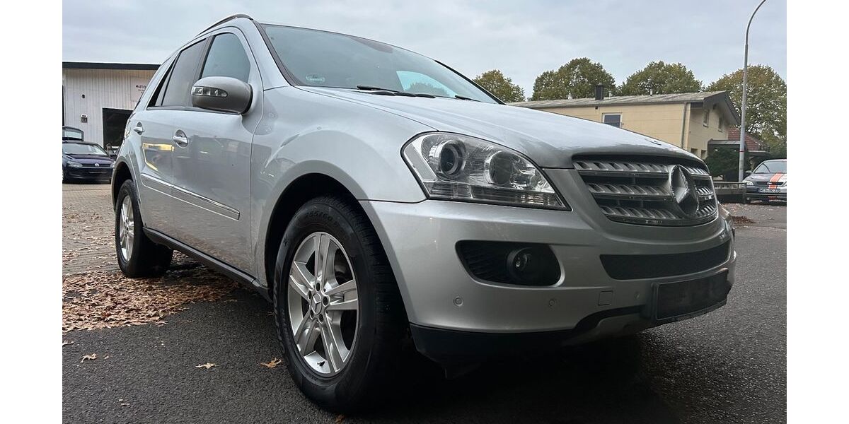 Mercedes-Benz ML 280 250.000 km 7.480 &euro; XANTEN 46509