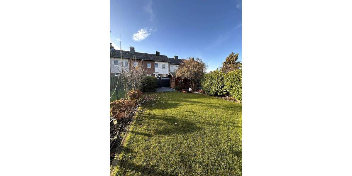 Reihenhaus Wesel - 4 Zimmer, 135 m&sup2;, 300.000&euro; | Angebot:25666297