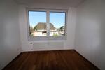 Dachgeschoßwohnung Voerde (Niederrhein) - 4 Zimmer, 120 m&sup2;, 1.056&euro; | Angebot:25852214