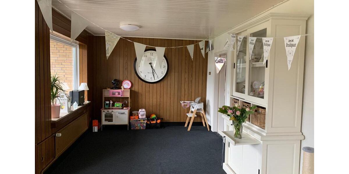Einfamilienhaus Emmerich am Rhein - 6 Zimmer, 220 m&sup2;, 2.150&euro; | Angebot:26283581