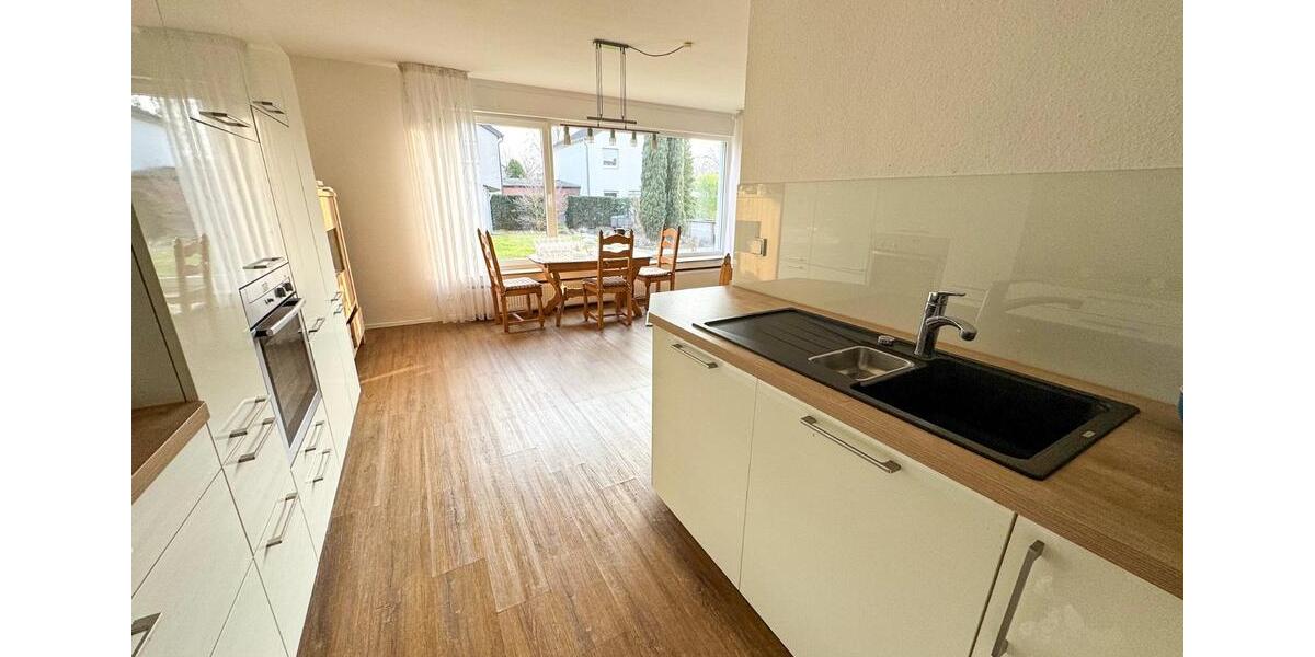 Reihenhaus Voerde (Niederrhein) - 4.5 Zimmer, 130 m&sup2;, 1.500&euro; | Angebot:24833347