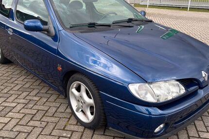 Renault Megane 62.634 km 1.499 &euro; Rees 46459