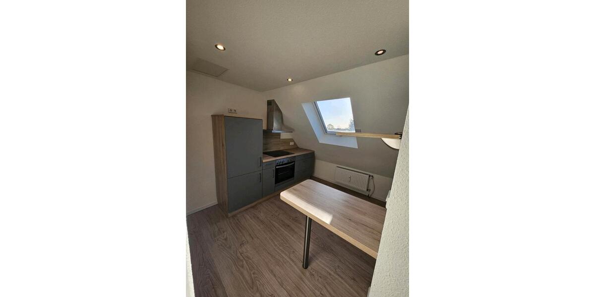 Dachgeschoßwohnung Xanten - 1 Zimmer, 30 m&sup2;, 530&euro; | Angebot:26003711