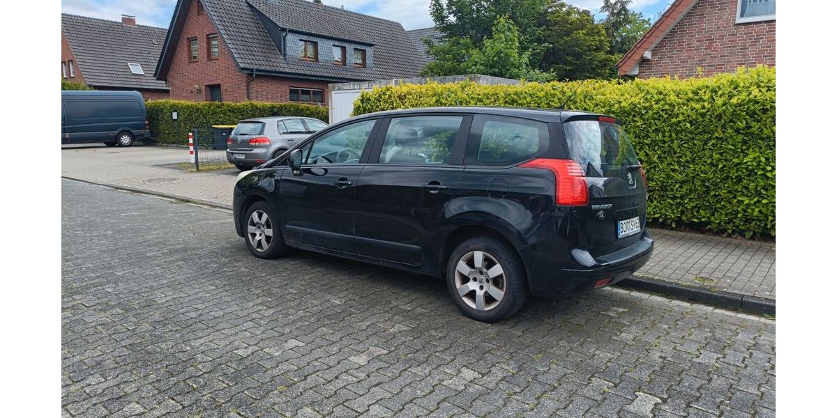 Peugeot 5008 143.000 km 3.900 &euro; Velen 46342
