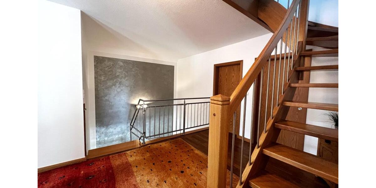 Einfamilienhaus Velen - 8 Zimmer, 245 m&sup2;, 2.480&euro; | Angebot:21729104