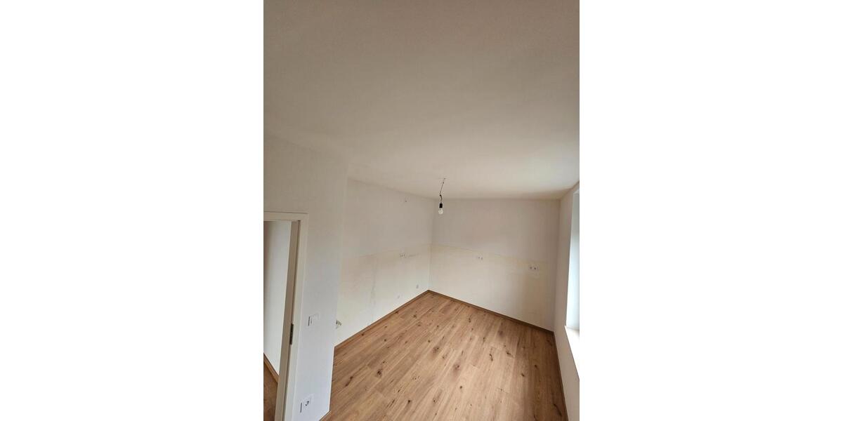 Etagenwohnung Wesel Bislich - 3 Zimmer, 102 m&sup2;, 1.120&euro; | Angebot:26336373