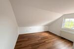Dachgeschoßwohnung Hamminkeln - 3 Zimmer, 82 m&sup2;, 885&euro; | Angebot:26648912