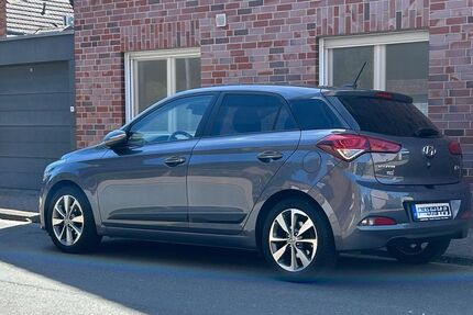 Hyundai i20 92.400 km 8.200 &euro; Bocholt 46397