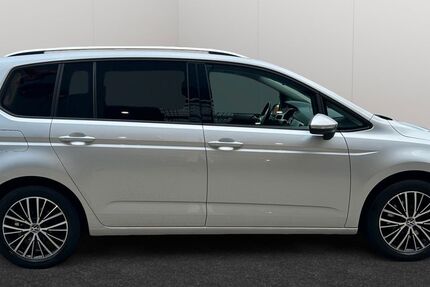 VW Touran 53.500 km 30.355 &euro; Stadtlohn 48703