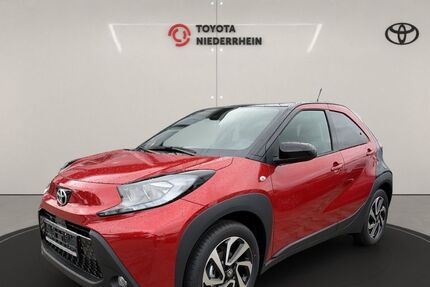 Toyota Aygo (X) 11.962 km 15.340 &euro; Bocholt 46395
