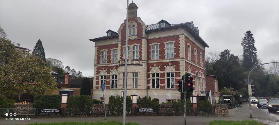 Dachgeschoßwohnung Vreden - 6 Zimmer, 170 m&sup2;, 1.300&euro; | Angebot:25253024