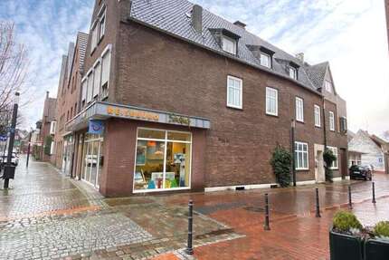 Haus Rees - 8 Zimmer, 235 m&sup2;, 440.000&euro; | Angebot:25530861