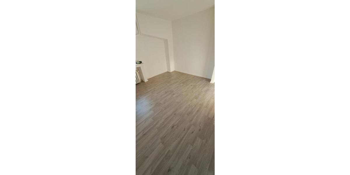 Etagenwohnung Wesel - 4 Zimmer, 94 m&sup2;, 940&euro; | Angebot:25960298