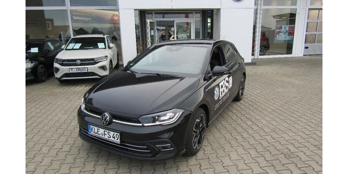 VW Polo 5.555 km 32.450 &euro; Emmerich am Rhein 46446