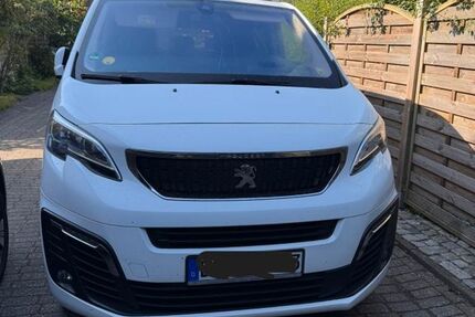 Peugeot Traveller 122.000 km 19.900 &euro; Borken 46325