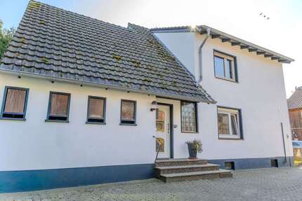 Haus Emmerich am Rhein - 6 Zimmer, 150 m&sup2;, 385.000&euro; | Angebot:25837692