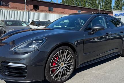 Porsche Panamera 154.000 km 52.900 &euro; Bocholt 46395